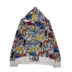 Vintage DEFECTE STRUCTUUR Volledige opdruk Opdruk Comics Vechtscène Rits Hoodie Sweatshirt Maat L Japans merk Manga Anime Cartoon #0578-C26