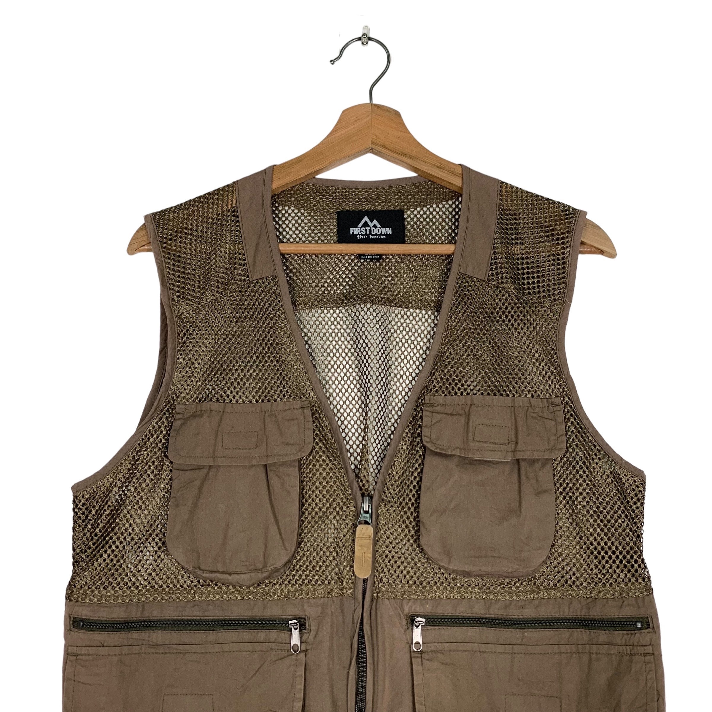 Vintage FIRST DOWN Exploration Gear Multipocket Vest Size M Vintage FIRST DOWN Exploration Gear Multipocket Vest Size M