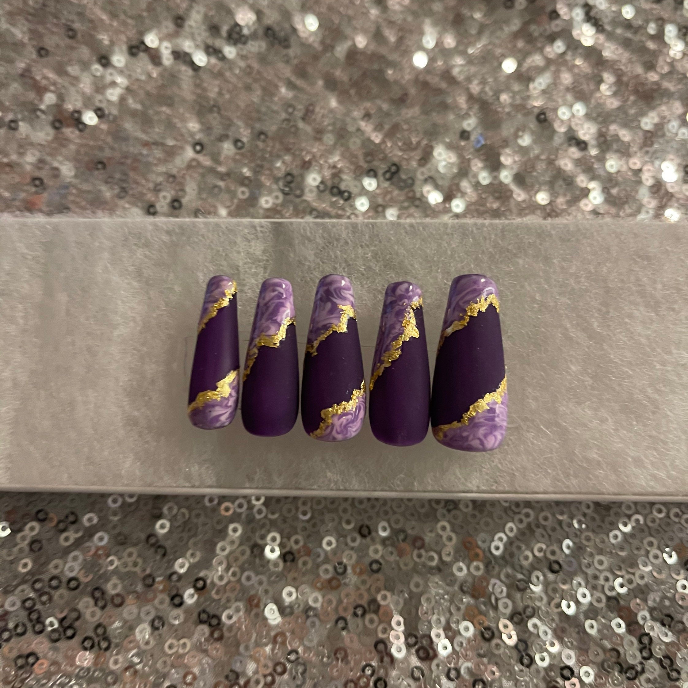 Lila und Gold Matt/Glänzende Nägel Press-on Nails Fake | Etsy
