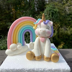 Fondant Unicorn Cake Topper, Unicorn Baby Shower, Unicorn and Rainbow Cake Decoration, Birthday Unicorn, Girl Baby Shower, Keepsake Unicorn