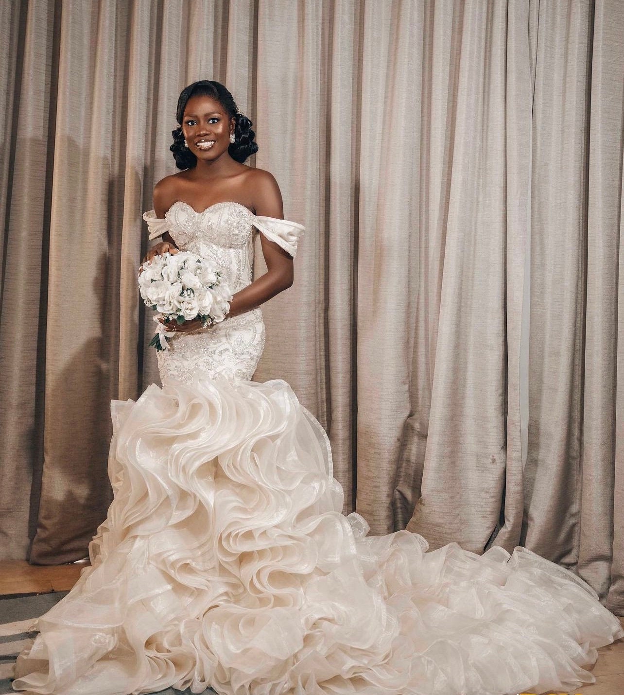 White ruffle deals wedding dress