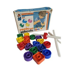Vintage Ambi Toys Juego de construcción de carretes y ruedas