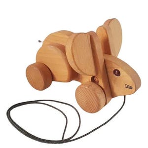 Stunning solid wood pull-along mouse