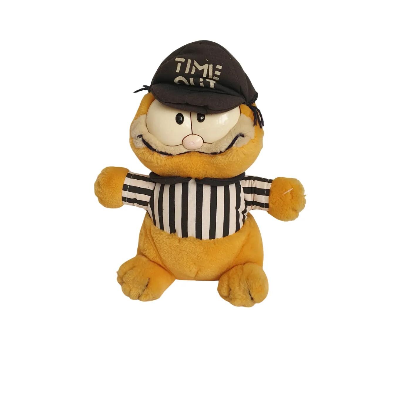 Vintage Dakin Garfield Time Out Referee Plush – Sports Theme