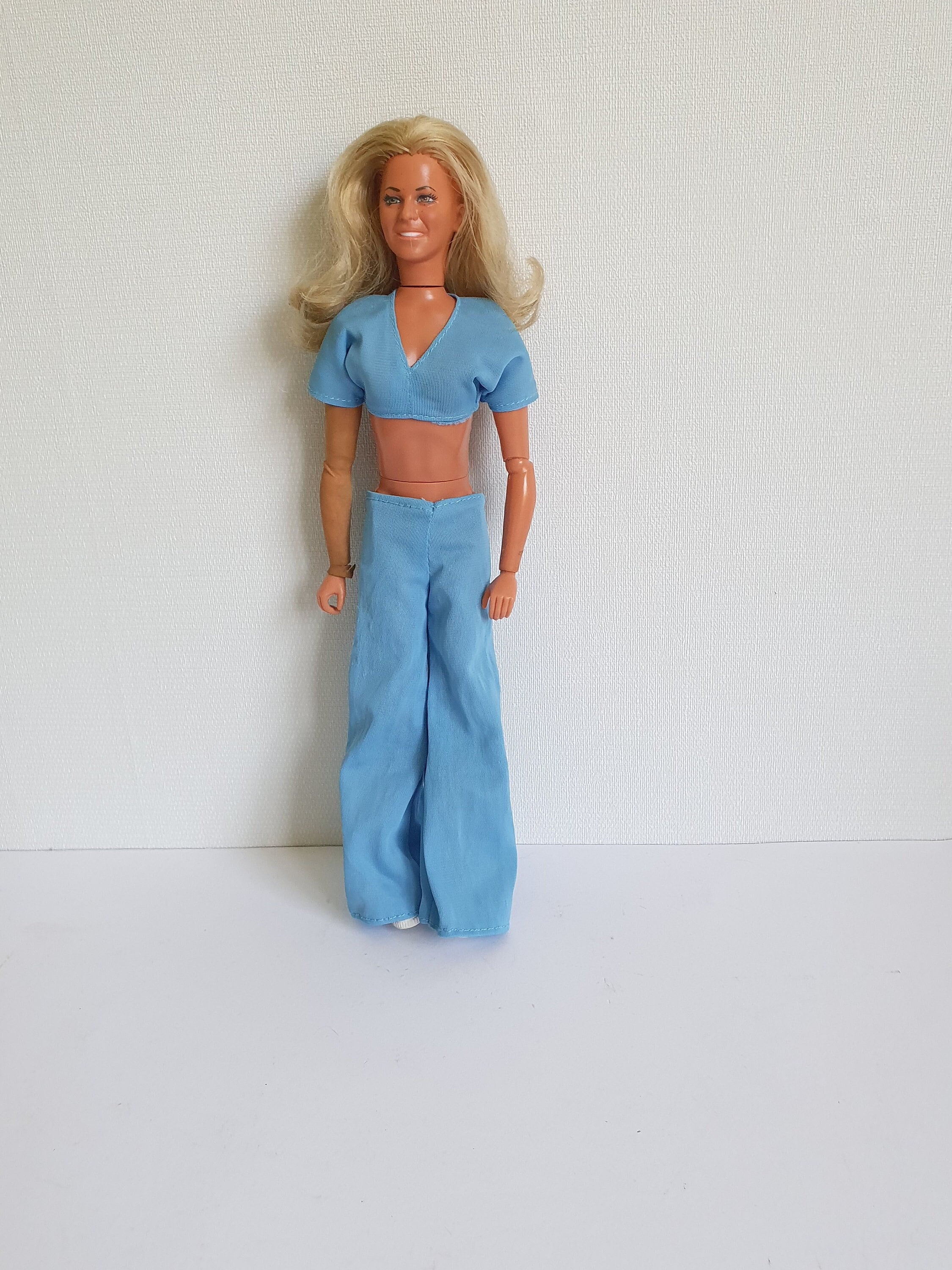 Vintage Kenner Jamie Sommers the Bionic Woman Doll W/ Blue Mist