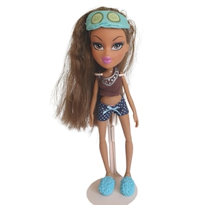 Vintage Bratz Sleepover Spa Articulated Yasmin Doll