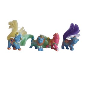 Vintage Tara Toys Carousel Cuties Mini PVC Figures (lot of 4)