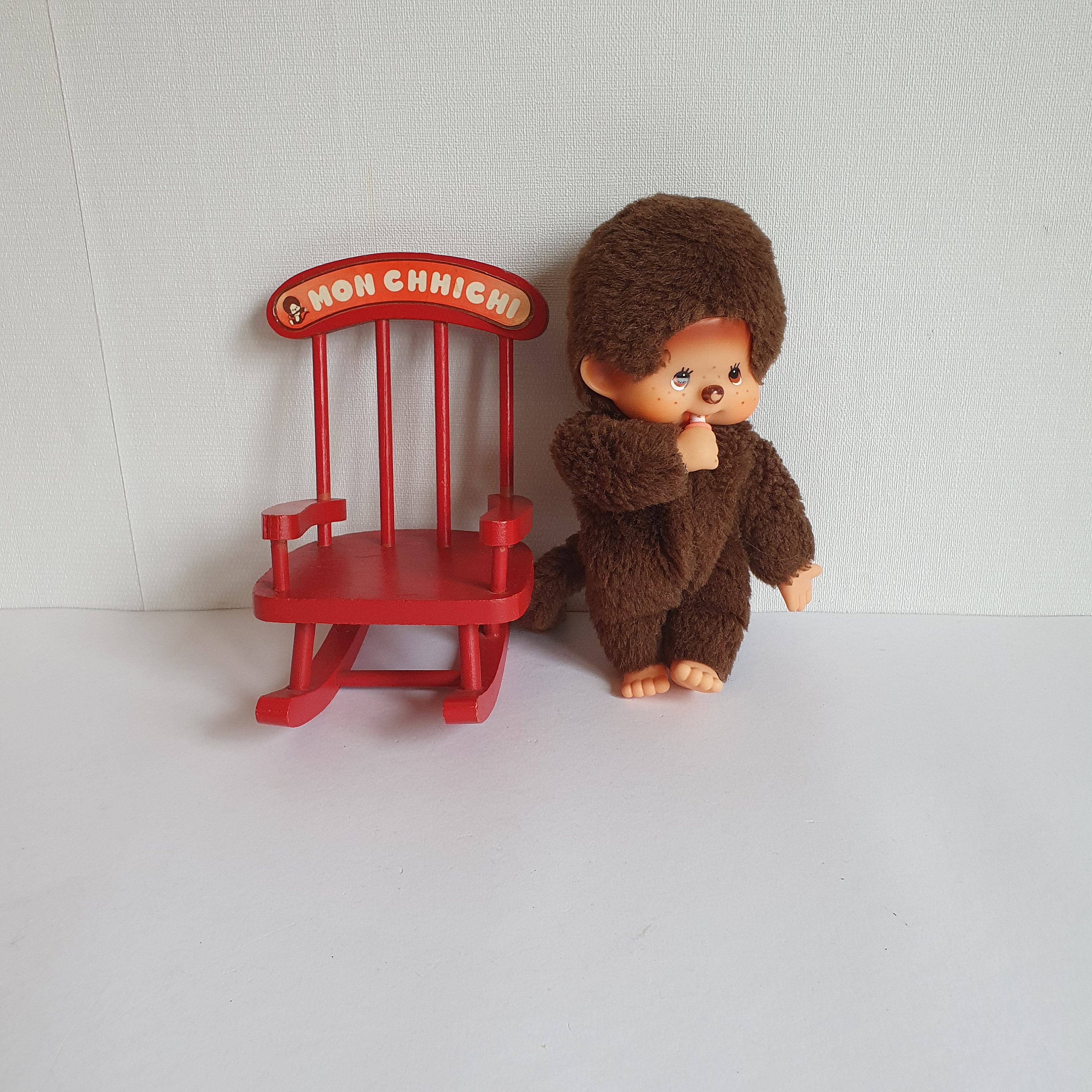 ヴィンテージ モンチッチ 関口ぬいぐるみ 赤いロッキングチェア付き