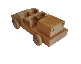 Vintage Jukka Finnland Holzauto