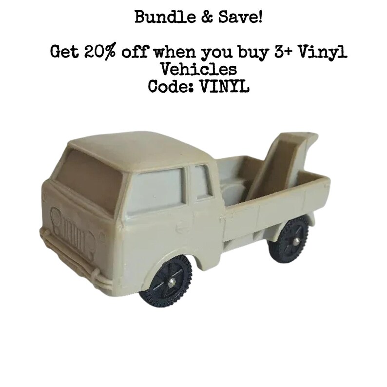 Vintage Vinyl Gummi Norddeutsche Plastik Gray Jeep FC Towtruck image 1