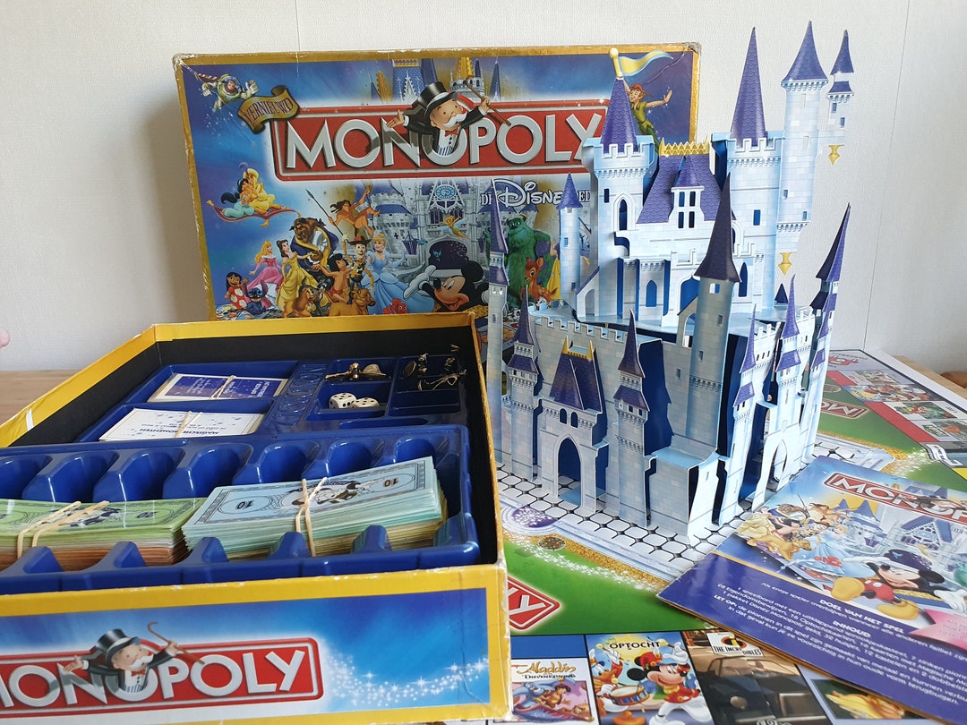 Vintage Monopoly Disney Edition Pop up Castle -