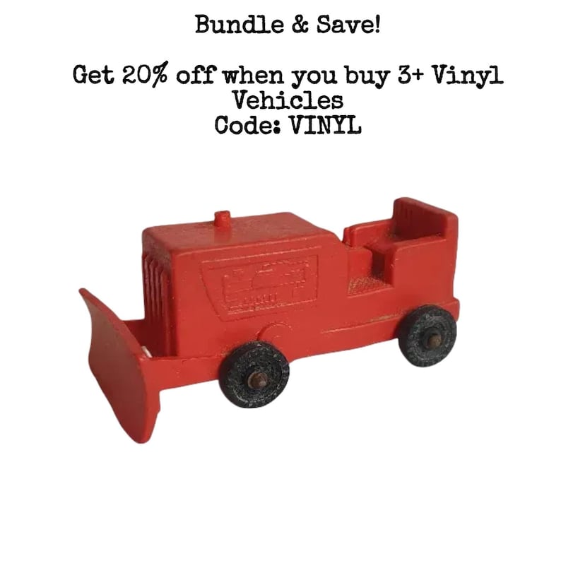 Bulldozer rojo de juguete de goma de vinilo vintage imagen 1