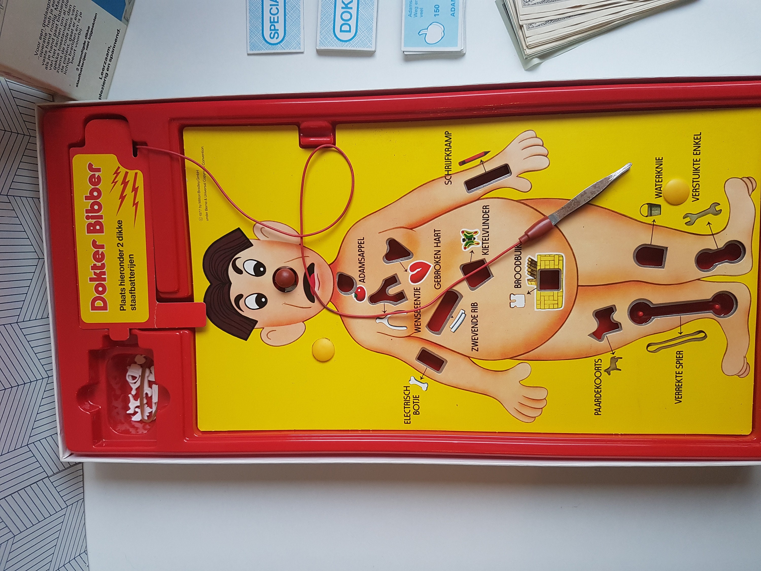 Medaille server Tante Vintage Milton Bradley Operation/dokter Bibber Game dutch - Etsy Singapore