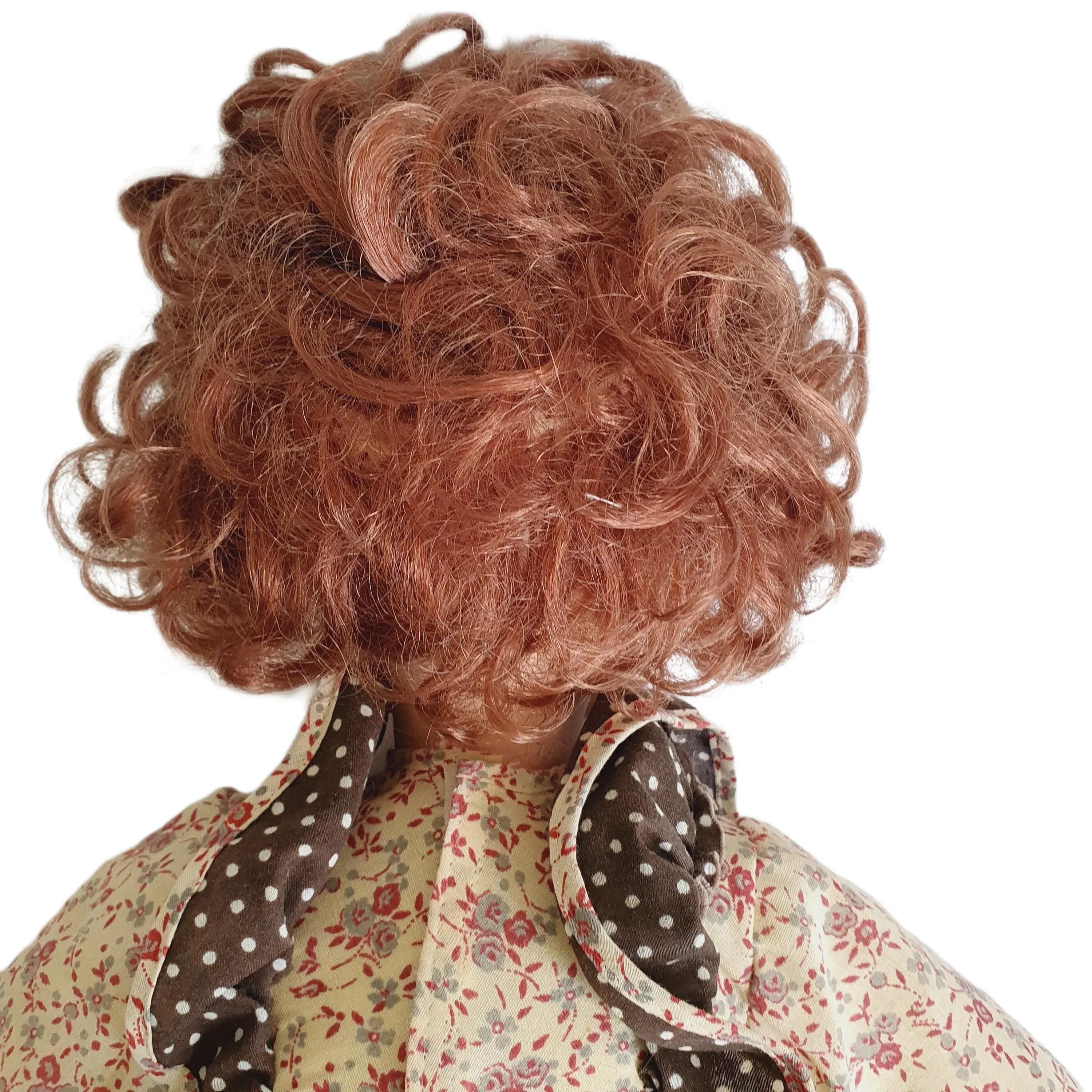 POUPÉE BELLA 30CM . Rousse aux yeux bleus. Tenue d'origine