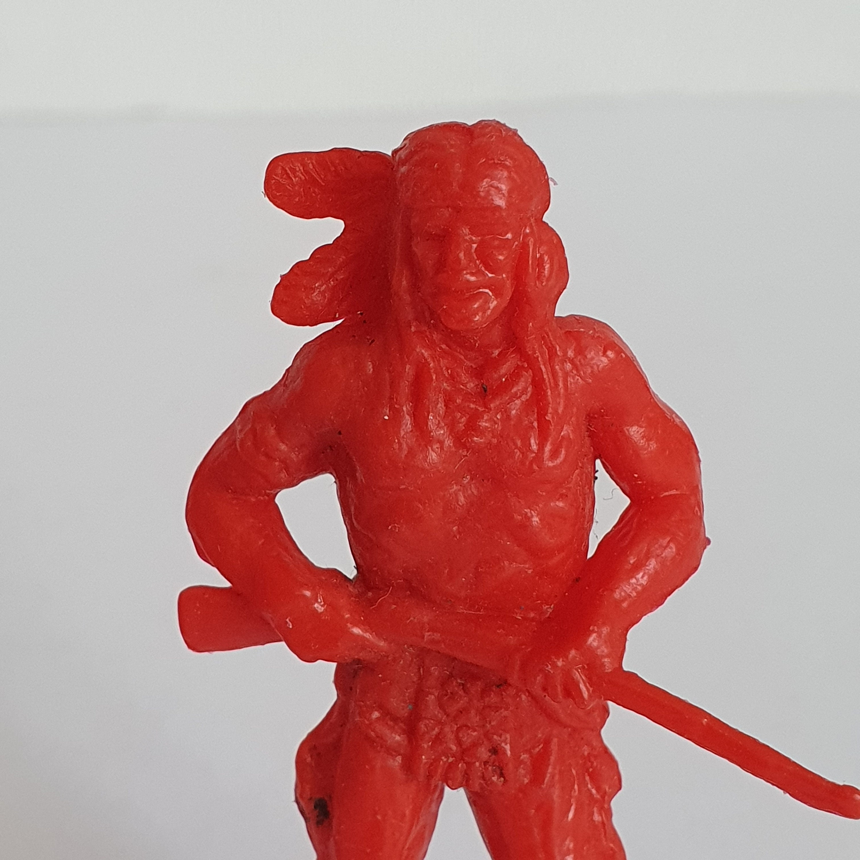 テキサス インディアン フィギュア セット Vintage DOM Red Plastic Native American Figures 7cm – 1970s