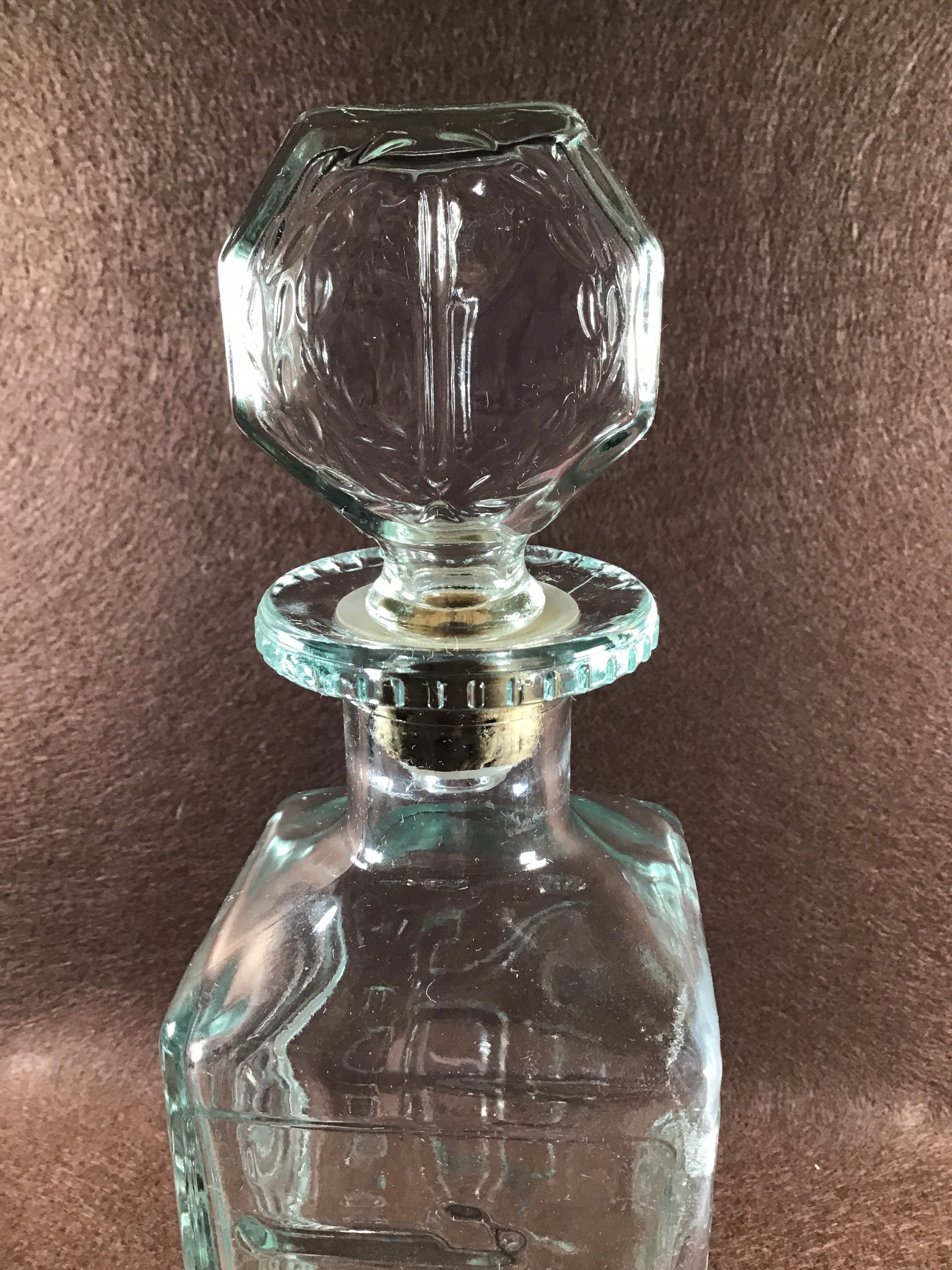 Walkers Deluxe Bourbon Glass Liquor Decanter with Lid Etsy