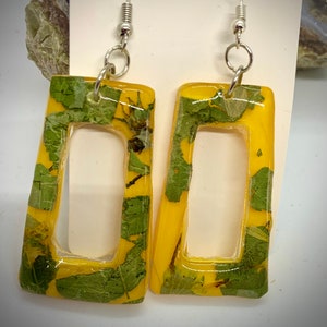 Sunshine Earrings, resin jewerly, boho earrings,  Real Pressed Flowers, Flowers and Plants in Resin, Gifts for Her, Real Flower earrings,