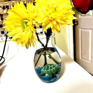 Beach Vase, Ocean Themed Decor, Beach House Gift, Ocean Lover Gift, Unique Vases for Flowers, Turtle art, turtle lover gift