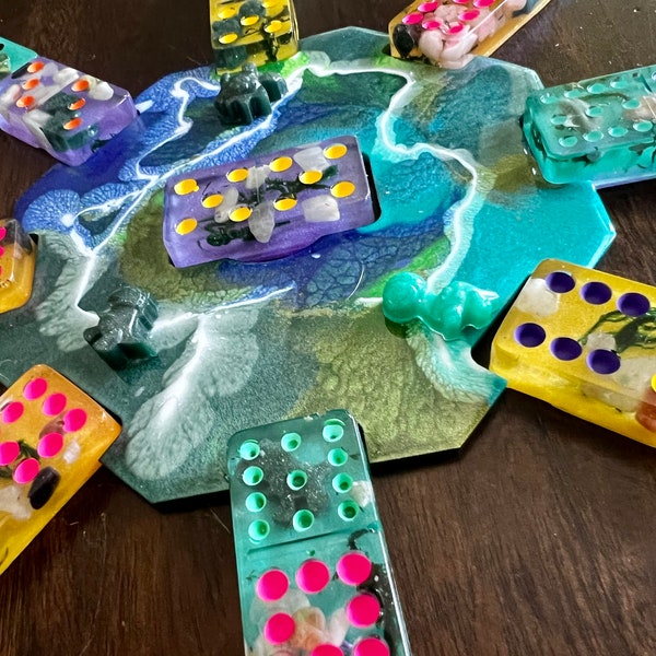 racing dinosaur train set