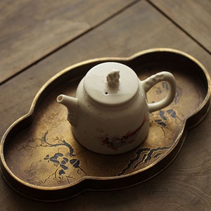 Handmade Brass Tea Tray/ Serving Tray, Vintage Oriental Style with Flower Shape