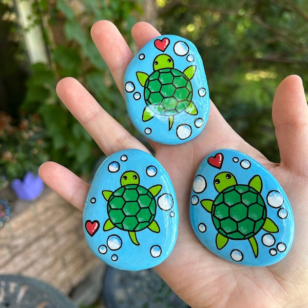 Hand painted turtle stone - rock for indoor, outdoor, home decor, nature and animal lover, sea creature gift