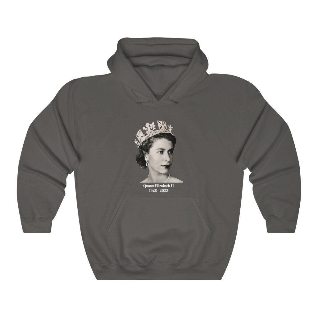 Discover Made in UK - Queen Elizabeth Sweatshirt - RIP Queen - God Save the Queen - Unisex Heavy Blend Hooded Sweatshirt