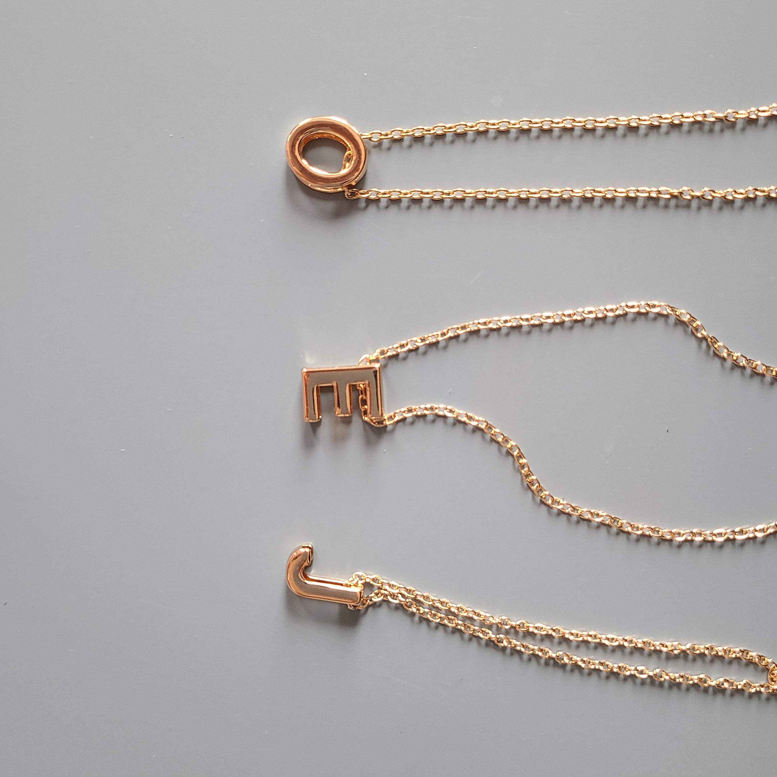 AHANDMAKER 147-tlg. Schmuckbastel Set - Herz Buchstaben Anhänger & Goldketten | DIY Schmuckherstellung