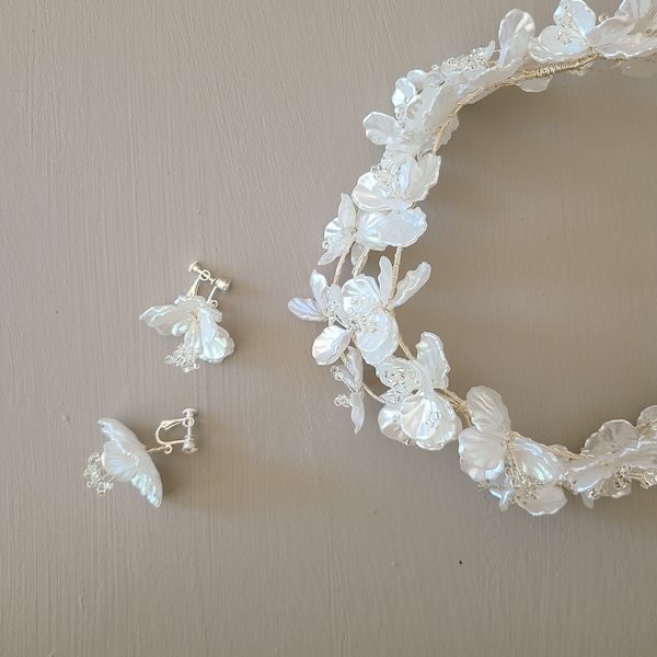 N1 Boho Tiara Crown Bridal Wedding Set of 2 Headband Unpierced Earring Bride White Shell Flower Bridesmaids Vine Clip on Earrings Chava