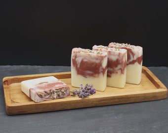 Handmade vegan soap with essential oils // Lavender & Bergamot