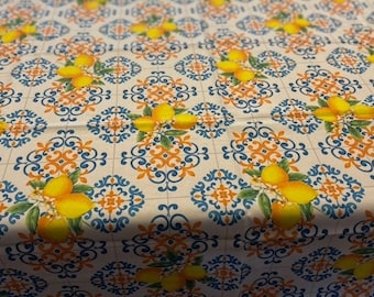 Lemon Tablecloth | Majolica tile Tablecloth | Stain Resistant Material | 140x180 cm | Long Tablecloth | Mediterranean Style