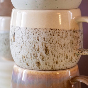 Castoe Pots Belly Mug Approx. 15 oz. Handmade Ceramic Mug Wheel-Thrown Coffee Cup Microwave and Dishwasher Safe Handmade Mug Cookies 'n Cream