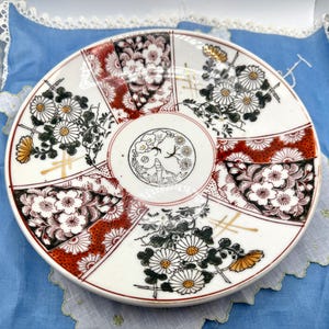 Antique Japanese Imari Bowl: Hand-Painted Floral Design, 8.25&quot;