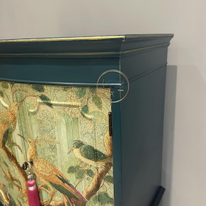 Vintage cocktail cabinet 'Birds in Paradise' hand painted