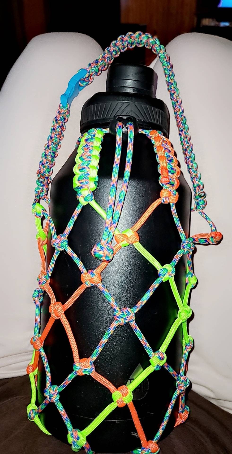 Paracord 64 fl oz Water bottle holder with handle on top Etsy