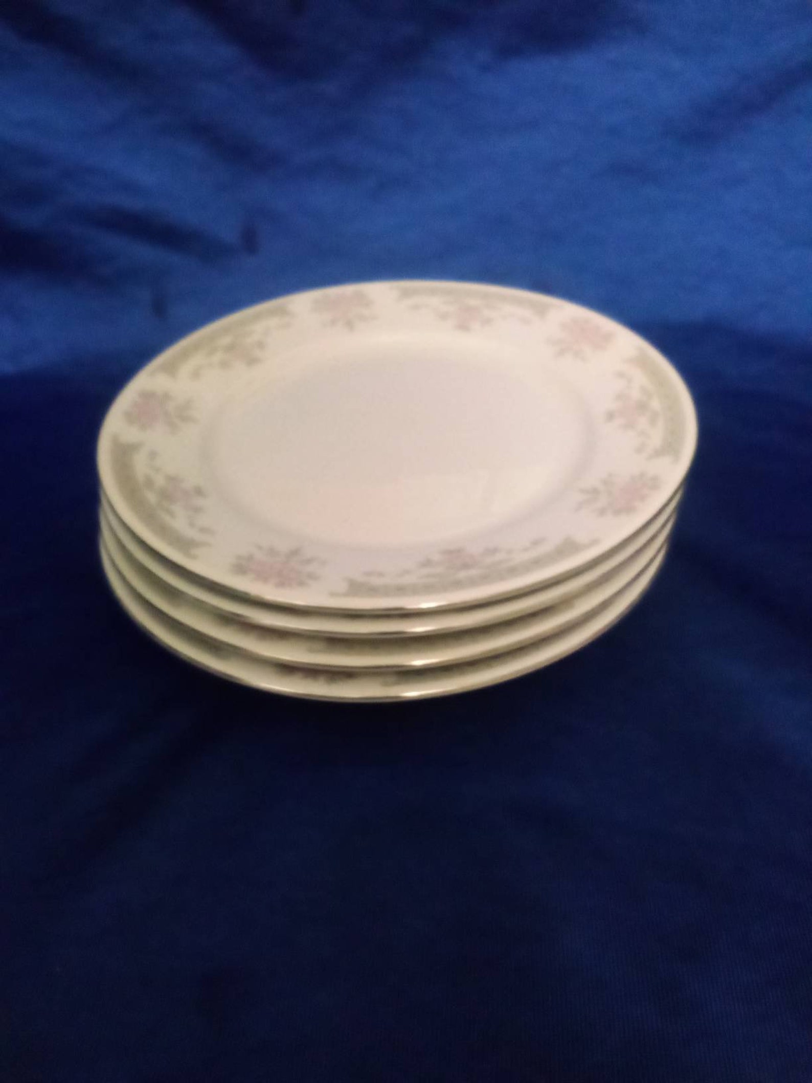 Dynasty fine China. Colleen. 7.5 inch salad plates. 4 Etsy