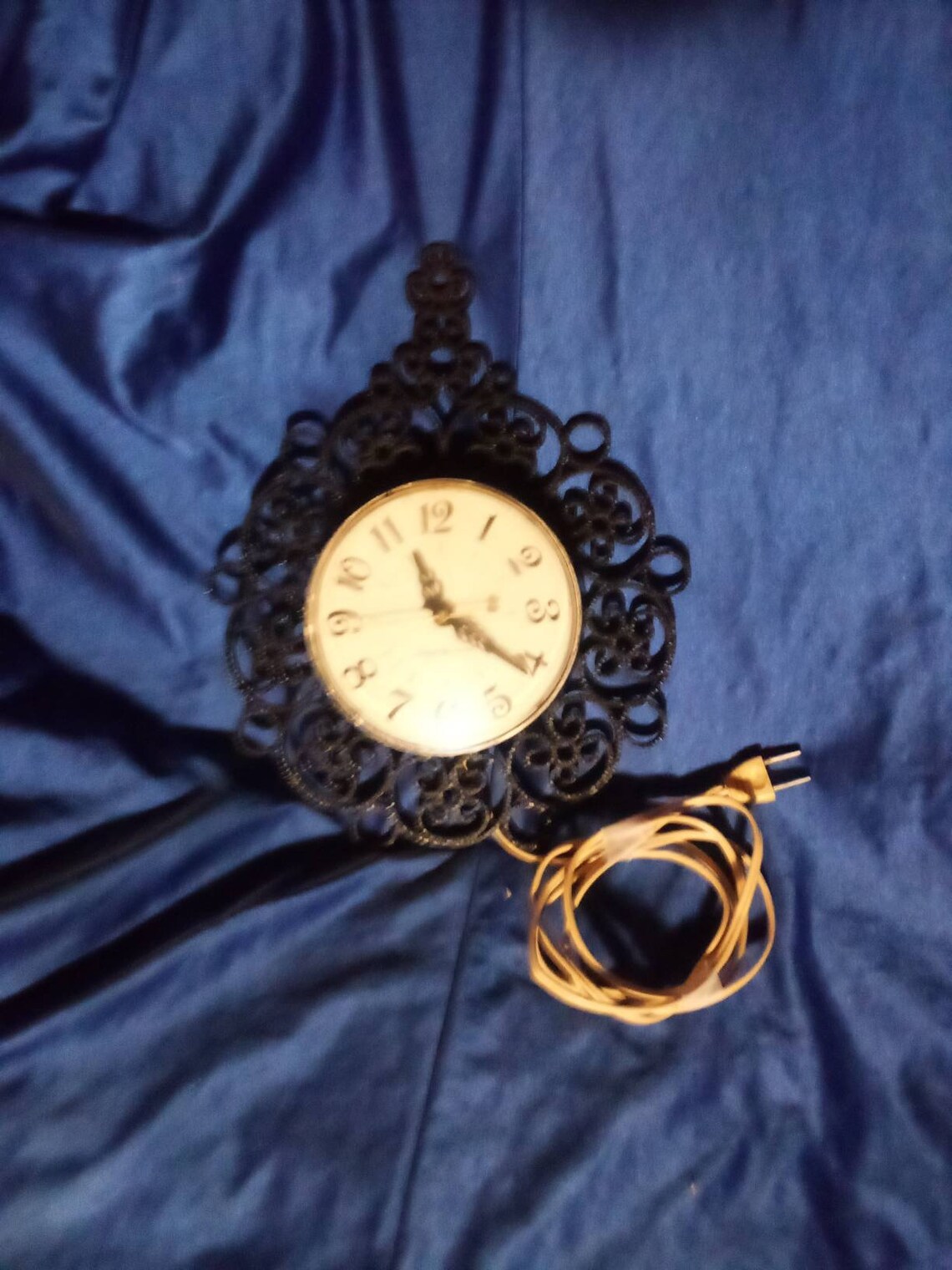 Vintage General Electric plug in wall clock. Etsy