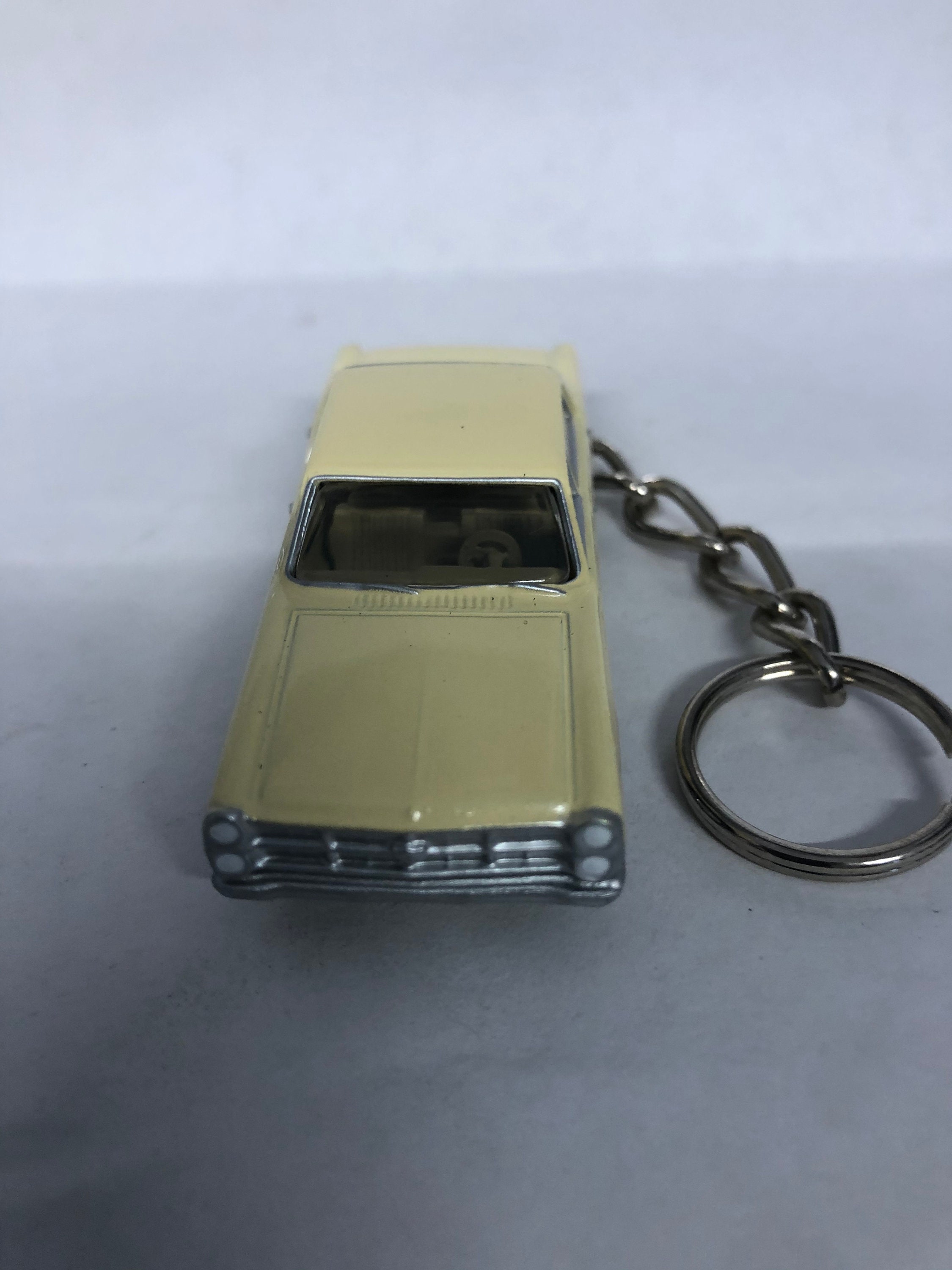 Details about   1966 FORD CREST KEYCHAIN 2 PACK CLASSIC CAR LOGO FALCON FAIRLAINE TRUCK 