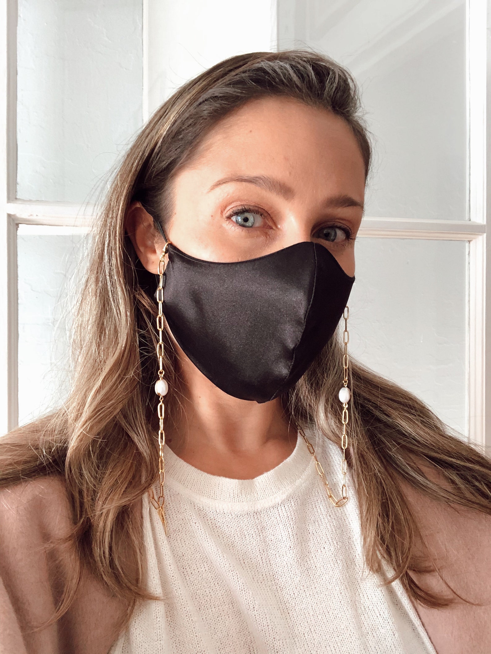 La cadena de máscara facial Magdalena con perlas y cadena de Etsy