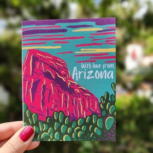 Con amore dalla cartolina dell'Arizona, cartolina del paesaggio desertico delle montagne dell'Arizona, regalo per i visitatori dell'Arizona, cartolina per la famiglia
