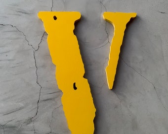 Gele houten uitsnede Vlone, street art-decor