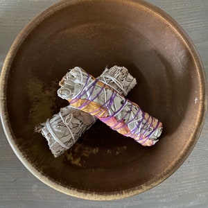 8.5” Stoneware Serving Bowl