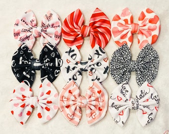 Valentines Day Bow \u2022 Candy Hair Bow \u2022 PInk Hair Bow \u2022 Toddler Bow