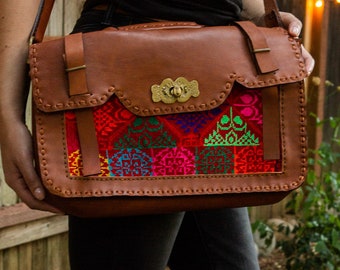 Handmade Bedoiun leather bag