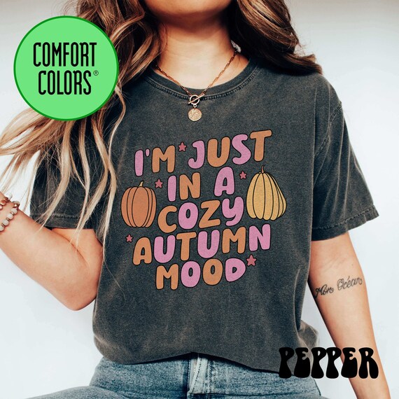 Retro Fall Shirt, Halloween Pumpkin Shirt, Autumn Fall T-shirt, Fall Leaves Shirt, Pumpkin Latte, Thanksgiving Tee, Pumpkin Spice A0027