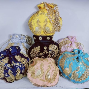 Lote al por mayor de 100 bolsos de mano bordados hechos a mano de la India para mujer, bolso con cordón, regalo de boda, regalo de devolución para invitados, envío gratuito