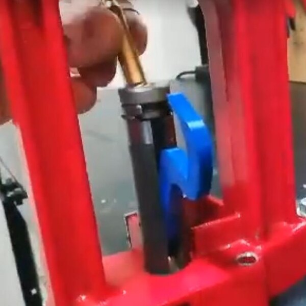 Case flipper for a Lee Precision Breech Lock Single Stage Press. The Case flipper installs in place of the Primer Arm