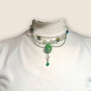 Handmade pearl necklace/ classy/ vintage/ fairycore necklace/ choker/ royal aesthetic / handmade necklace