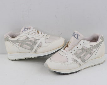 vintage asics running shoes
