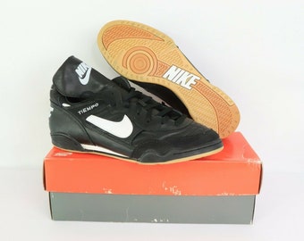 vintage indoor soccer shoes