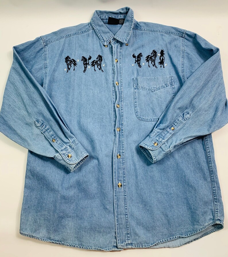 VTG 90s Womens Medium Jean Button Down Horse Shirt VTG 90s Womens Medium Denim Button Down Equestrian Shirt 90s Womens Medium Western Shir
